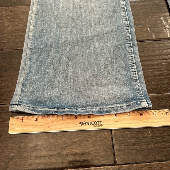 Yellowstone Dutton Ranch Jeans Womens XXL 37 Waist Boot Cut Denim White Washed - Picture 14 of 14